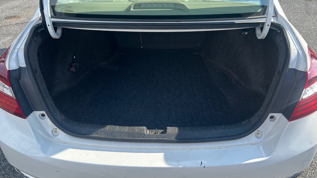 2016 Honda Accord Image 20