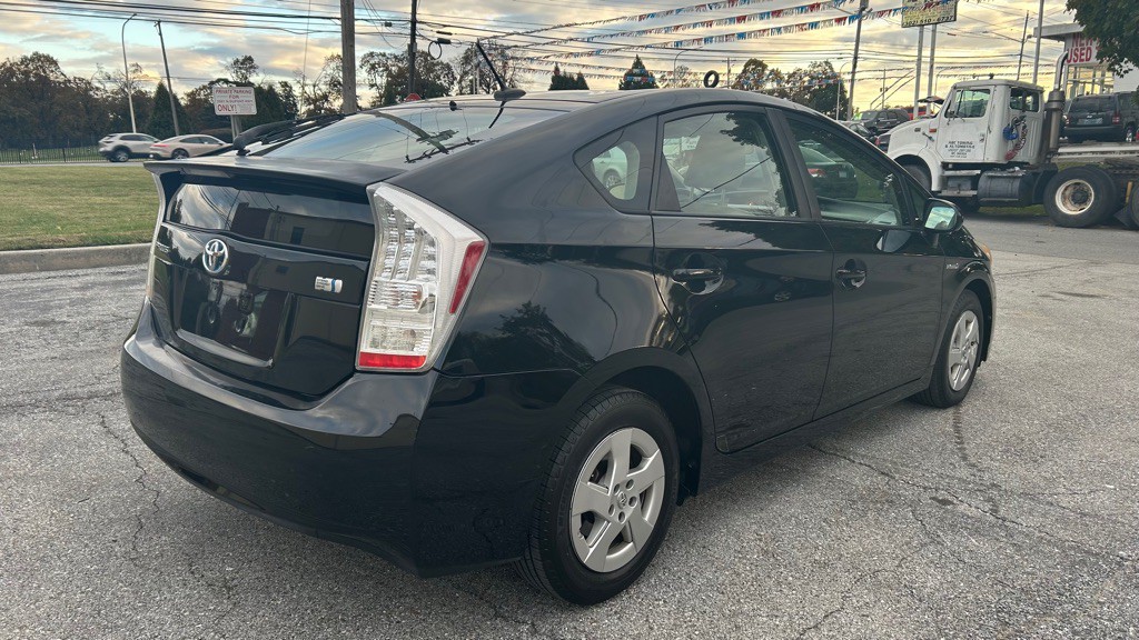 2011 Toyota Prius Image 8