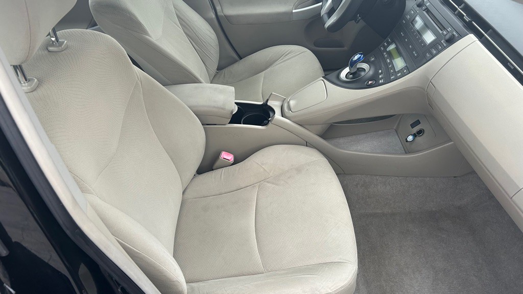 2011 Toyota Prius Image 19