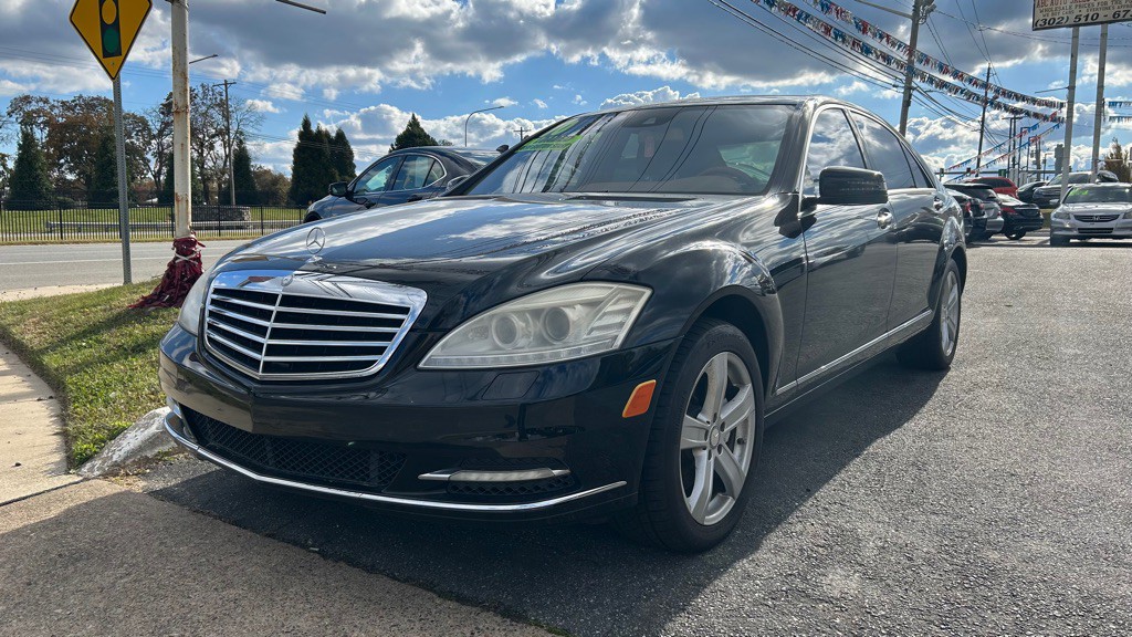 2010 Mercedes-Benz S-Class Image 2