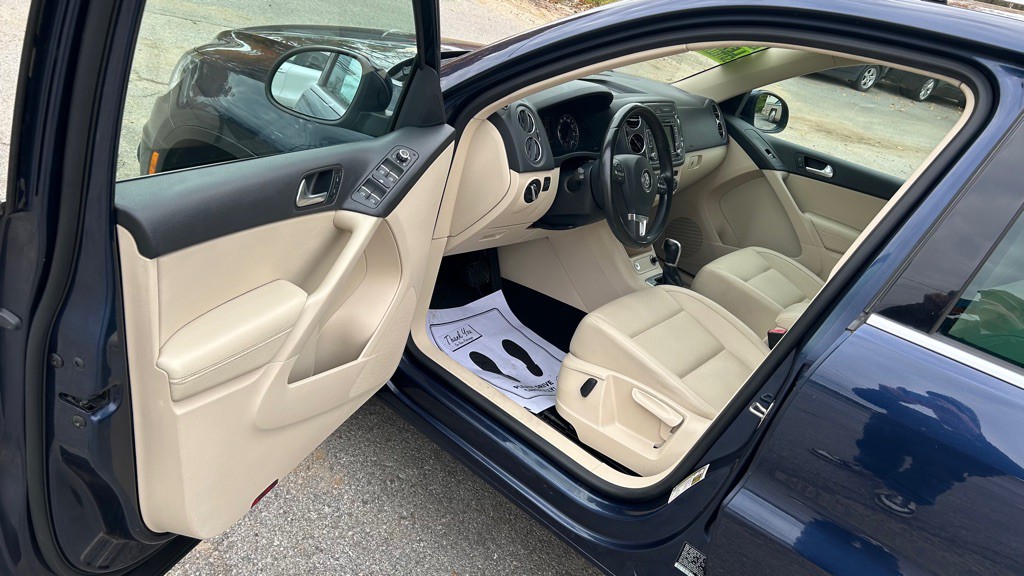 2014 Volkswagen Tiguan Image 12