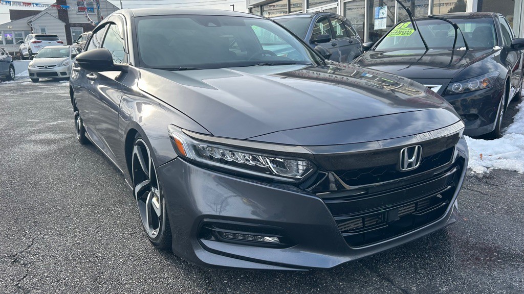 2019 Honda Accord Image 2