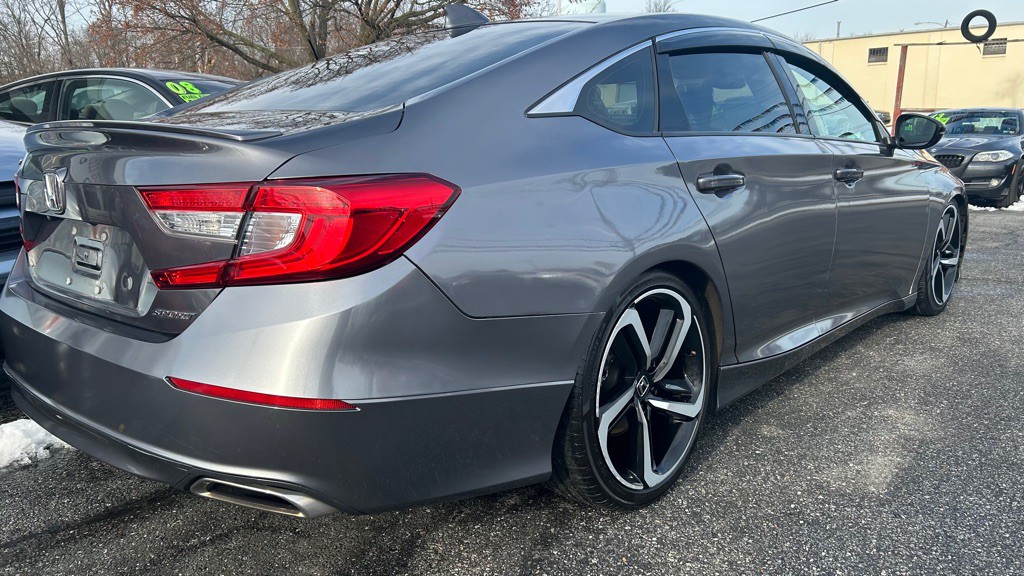 2019 Honda Accord Image 8