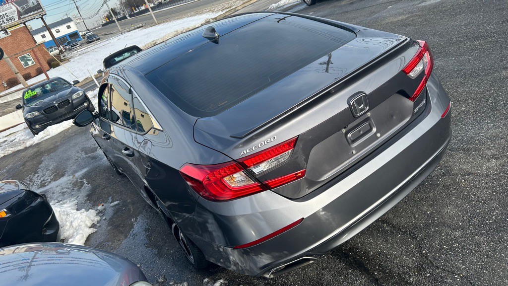 2019 Honda Accord Image 9