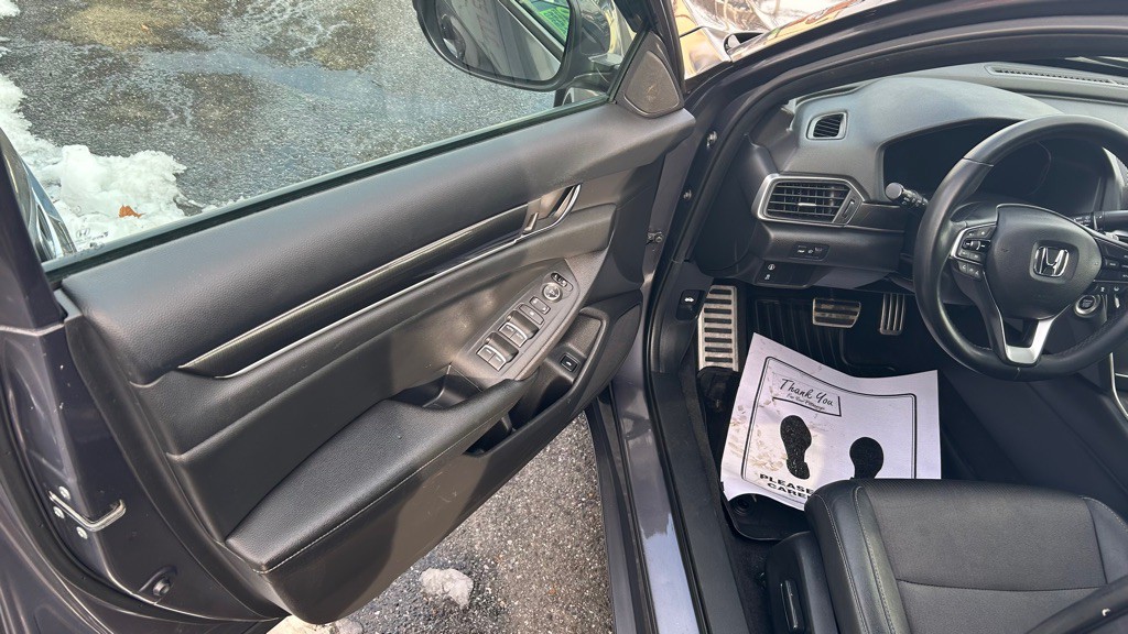 2019 Honda Accord Image 10
