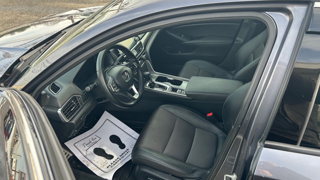 2019 Honda Accord Image 12