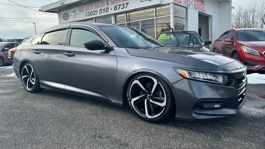 2019 Honda Accord Image 1