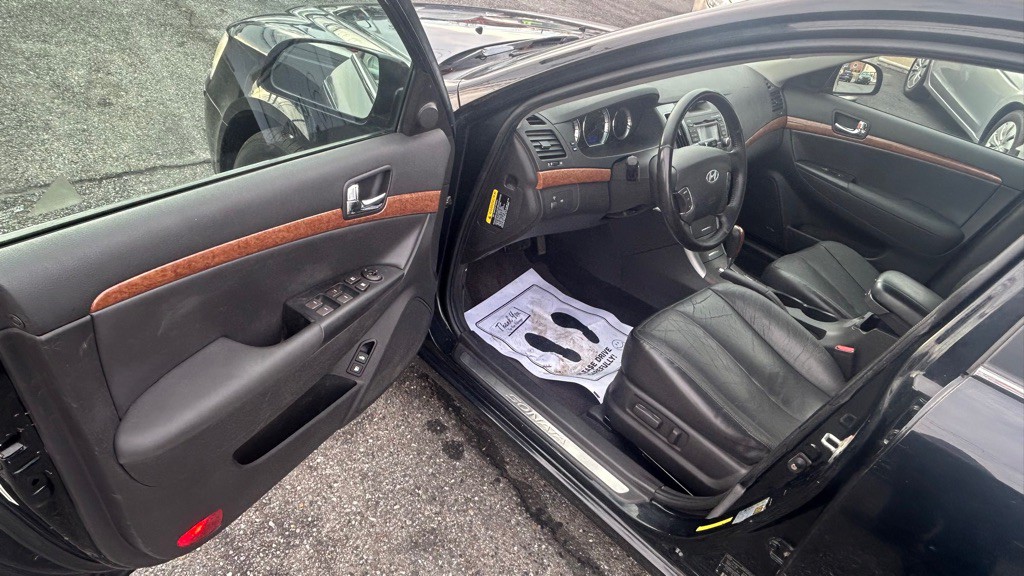 2009 Hyundai Sonata Image 9