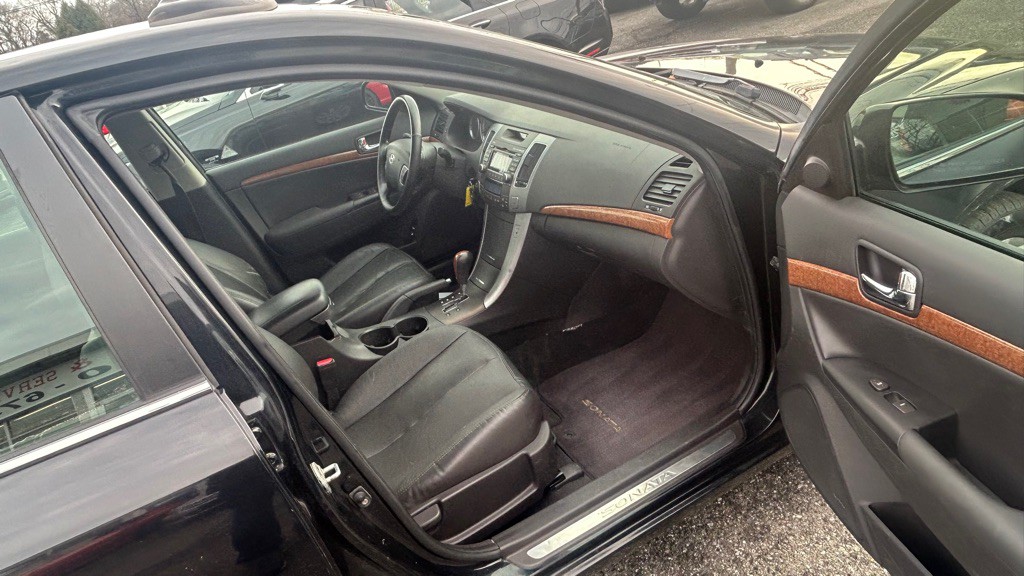 2009 Hyundai Sonata Image 12