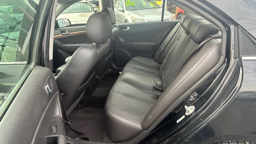 2009 Hyundai Sonata Image 15