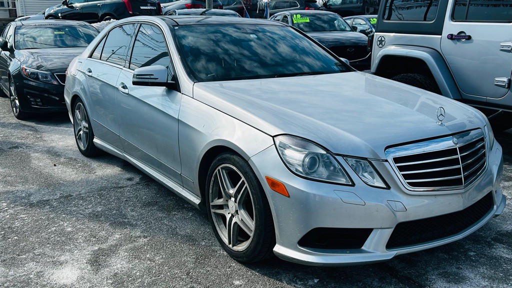 2011 Mercedes-Benz E-Class E 550 Luxury 4MATIC
