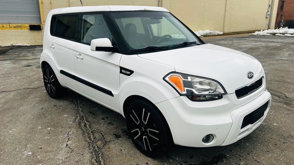2011 Kia Soul Image 2