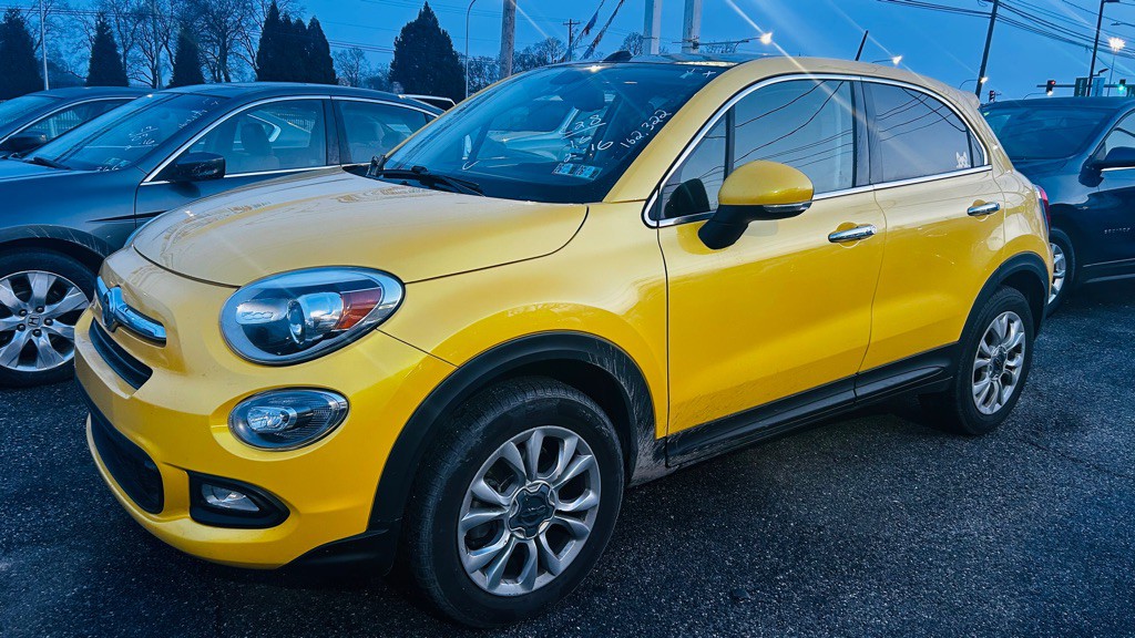 2016 FIAT 500 Image 1