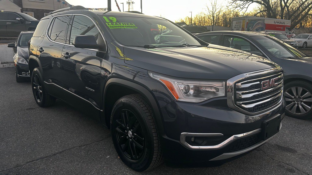 2019 GMC Acadia Image 1
