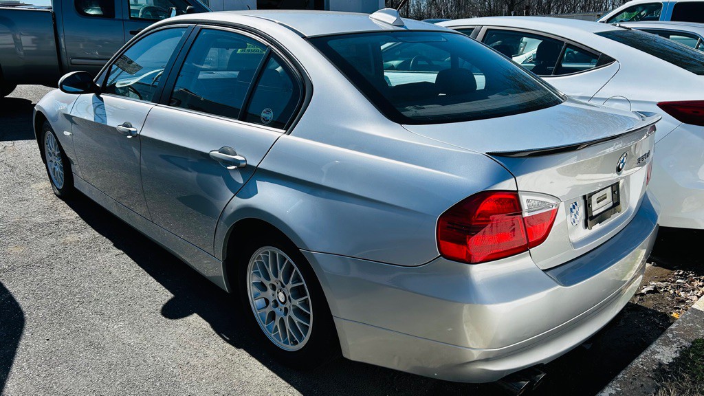 2007 BMW 3 Series Image 16