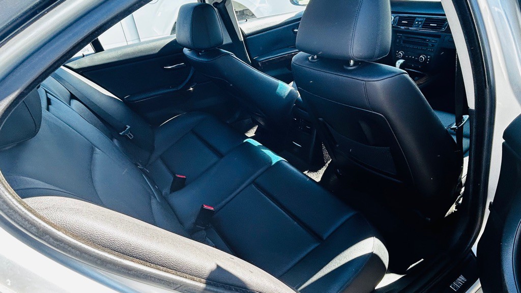 2007 BMW 3 Series Image 22