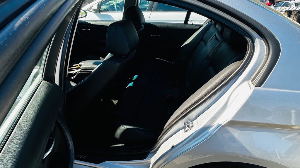 2007 BMW 3 Series Image 23