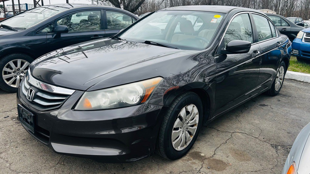 2012 Honda Accord Image 2