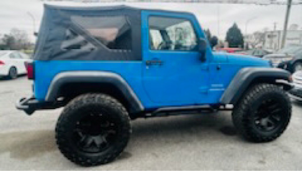 2011 Jeep Wrangler Image 6