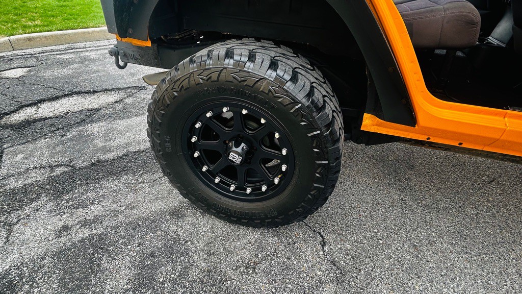 2012 Jeep Wrangler Unlimited Image 60