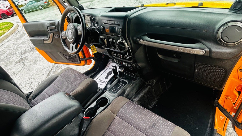 2012 Jeep Wrangler Unlimited Image 66