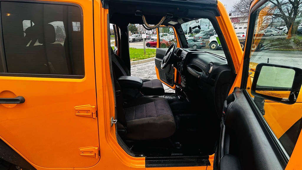 2012 Jeep Wrangler Unlimited Image 67