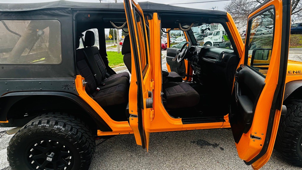 2012 Jeep Wrangler Unlimited Image 71