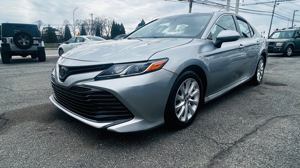 2019 Toyota Camry Image 5