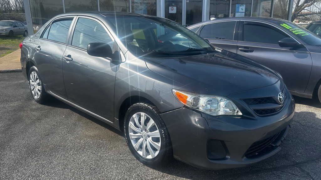 2012 Toyota Corolla Image 1