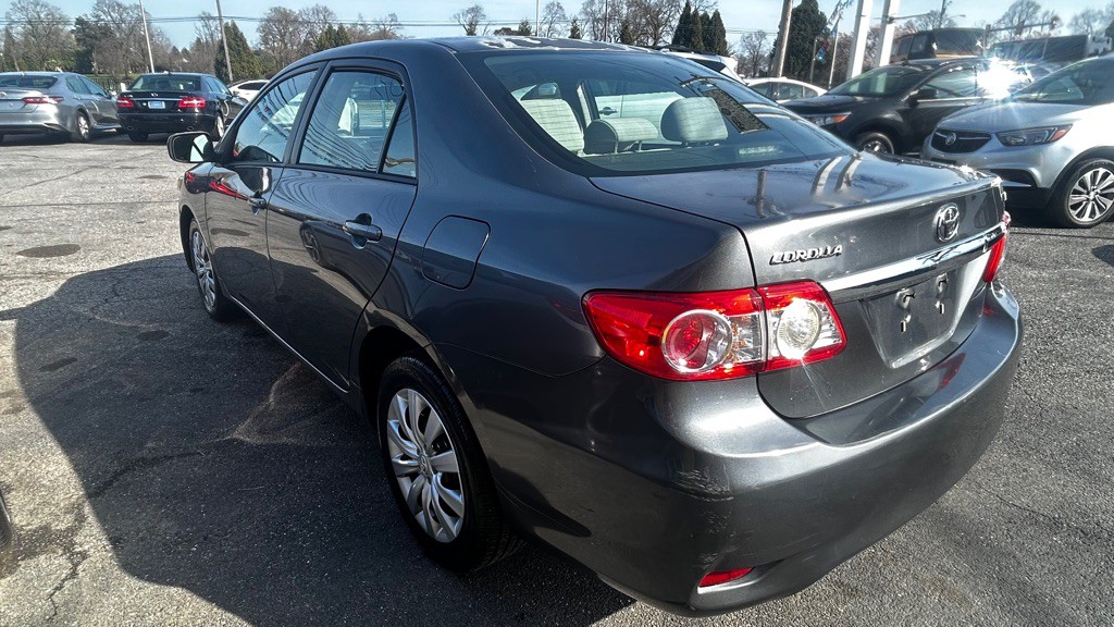 2012 Toyota Corolla Image 5