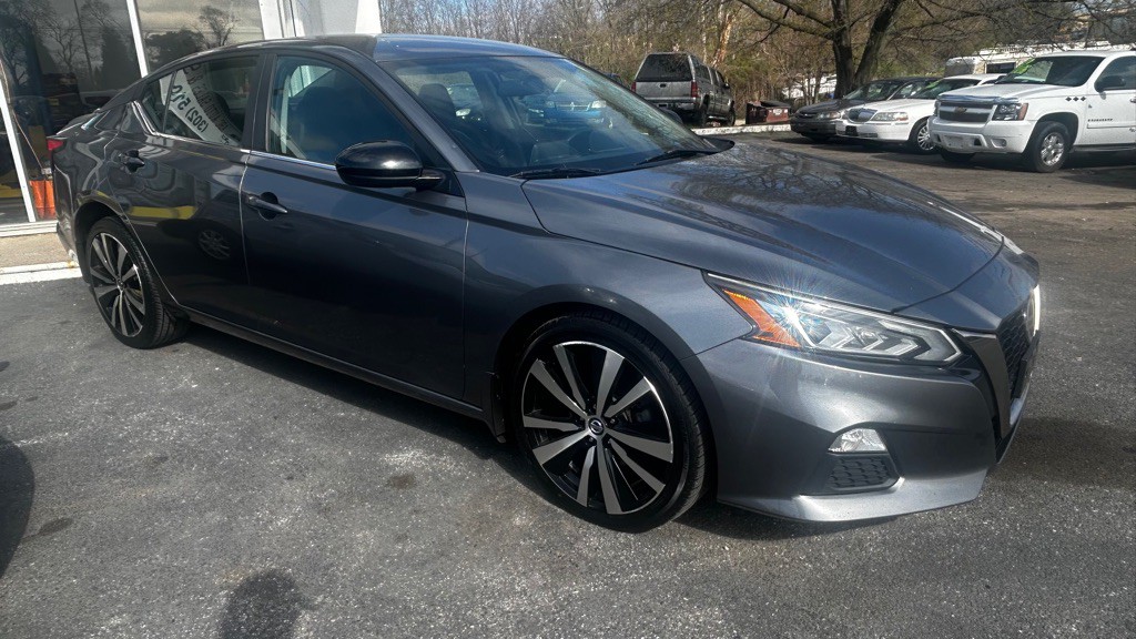 2019 Nissan Altima Image 1