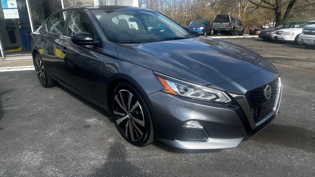 2019 Nissan Altima Image 2