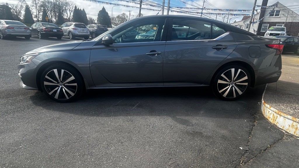 2019 Nissan Altima Image 4