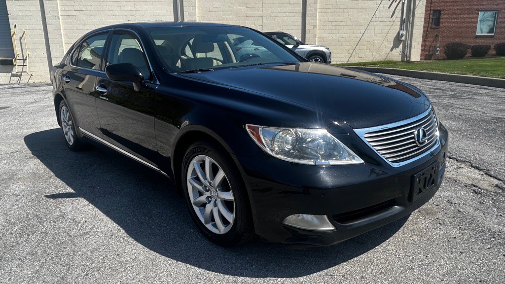 2007 Lexus LS 460 Image 3