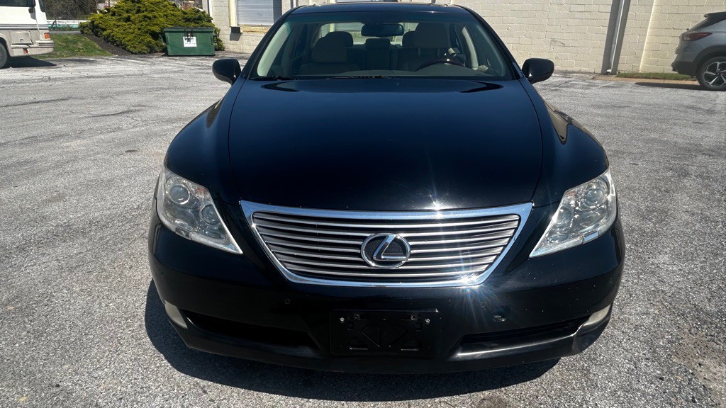2007 Lexus LS 460 Image 23