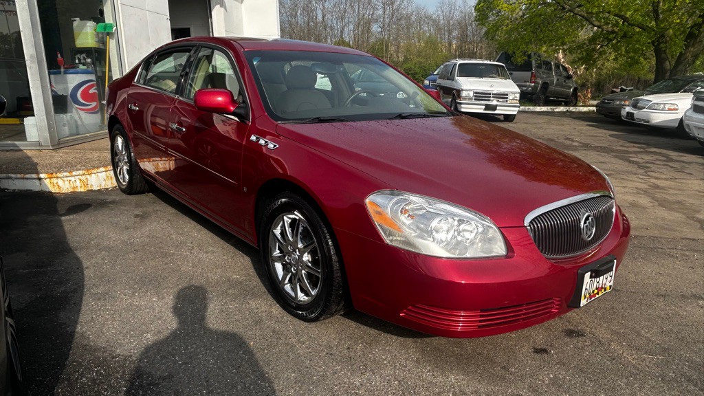 2008 Buick Lucerne Image 2