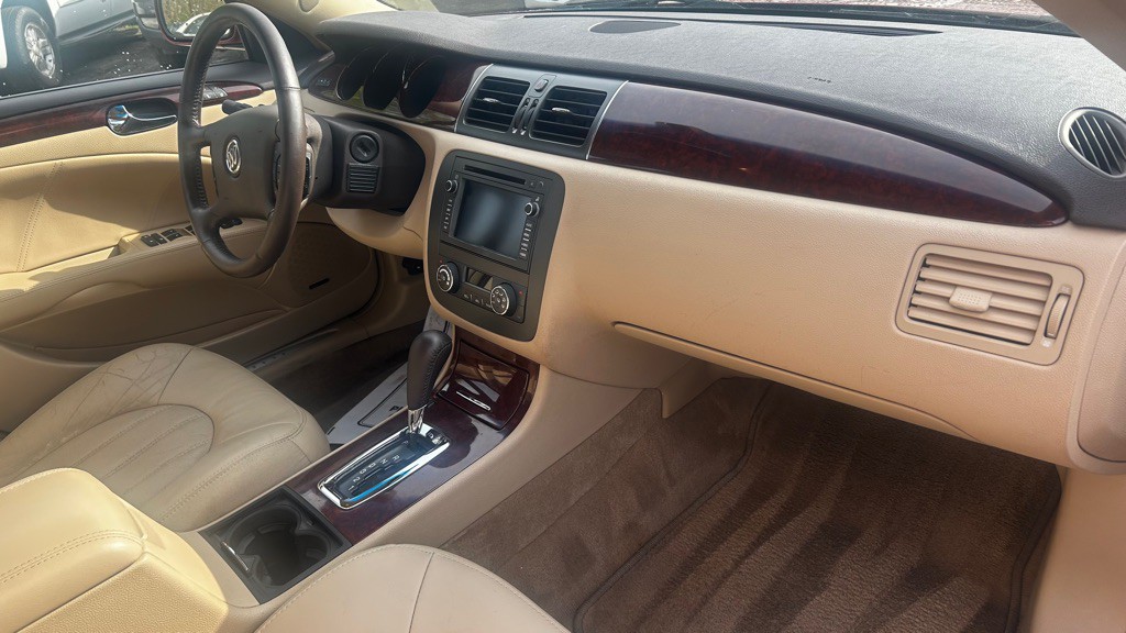 2008 Buick Lucerne Image 12