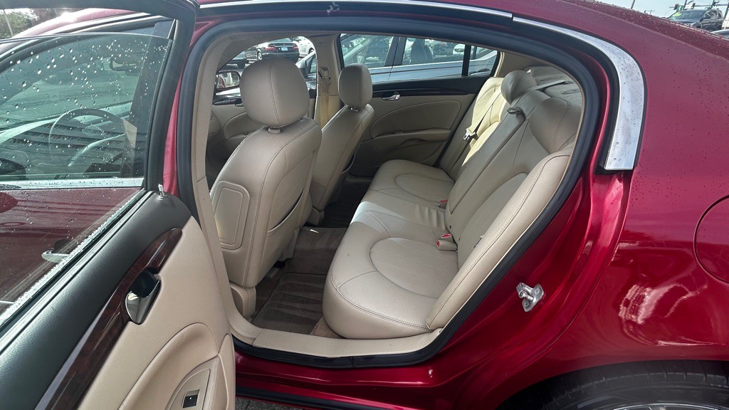 2008 Buick Lucerne Image 16