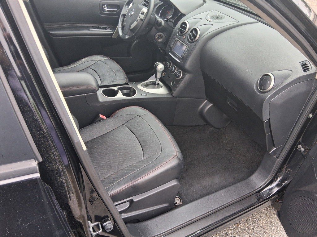 2011 Nissan Rogue Image 5