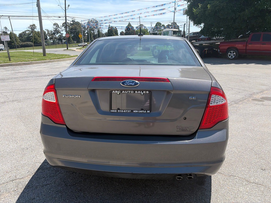 2012 Ford Fusion Image 3
