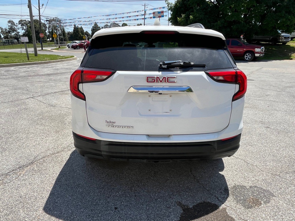 2020 GMC Terrain Image 5