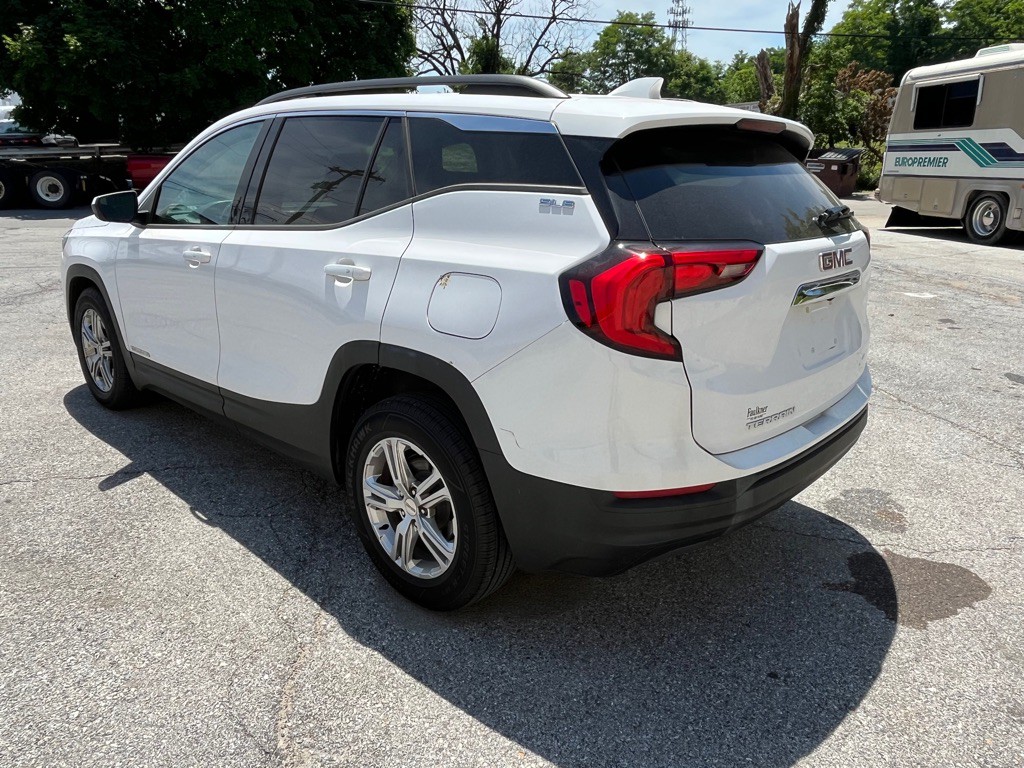 2020 GMC Terrain Image 6
