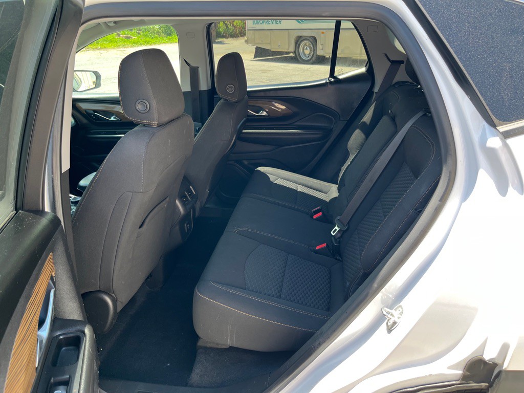 2020 GMC Terrain Image 11