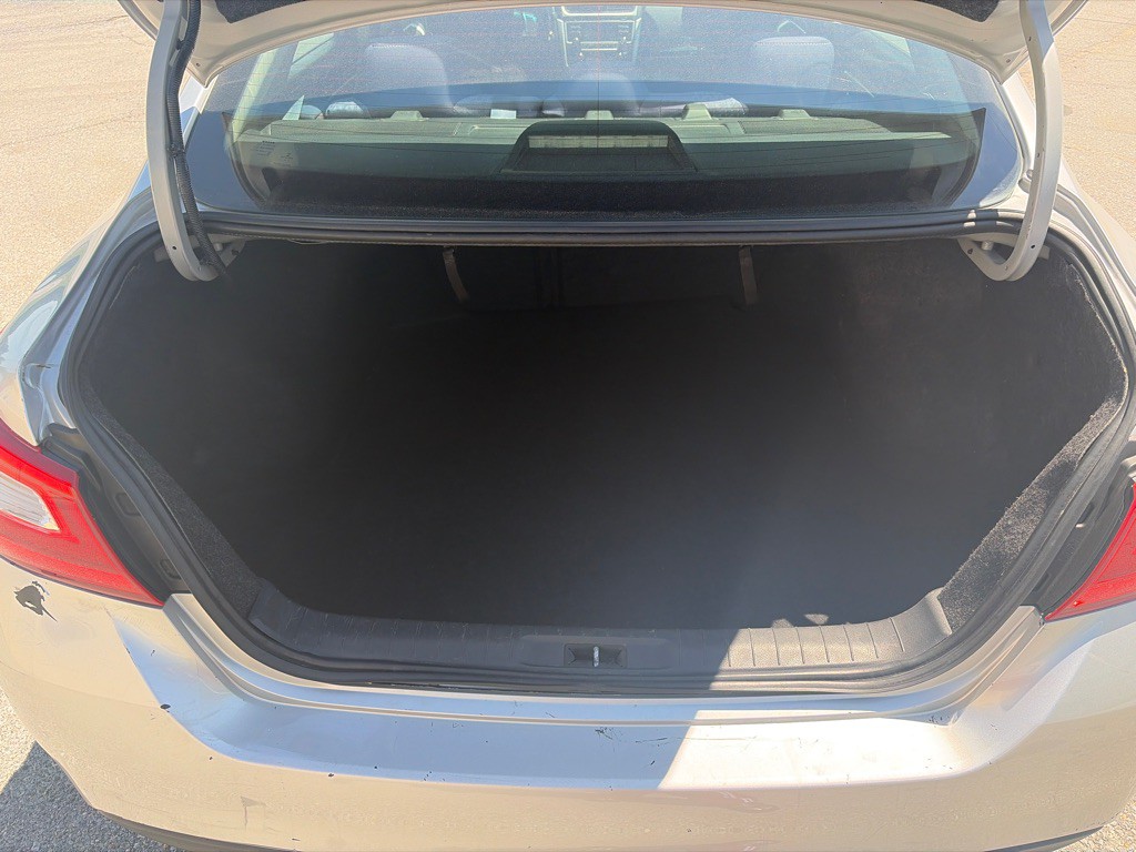 2016 Nissan Altima Image 7