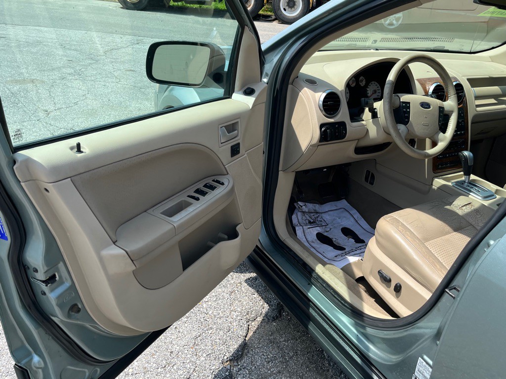 2007 Ford Freestyle Image 9