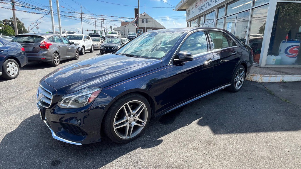 2015 Mercedes-Benz E-Class Image 2