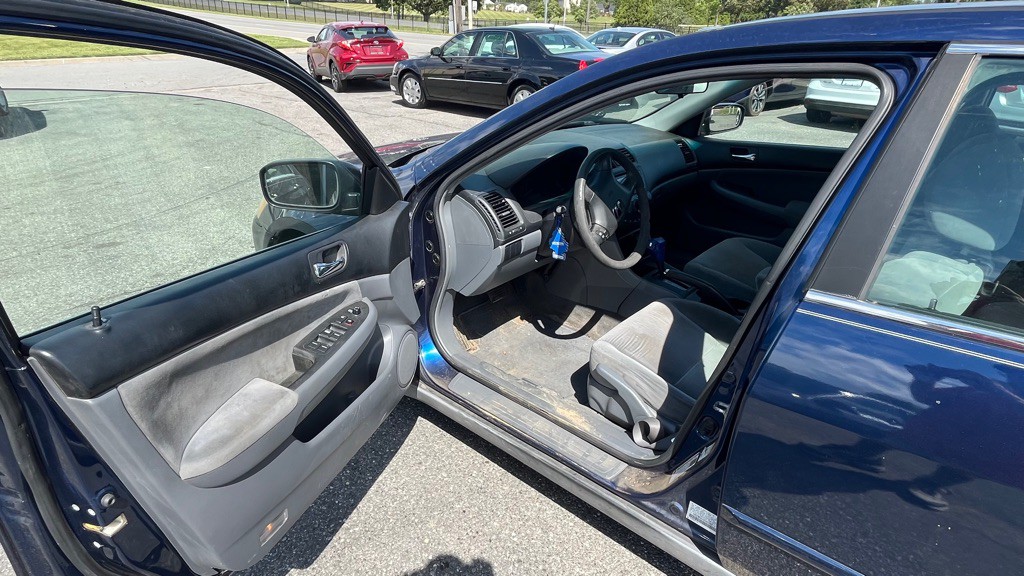 2005 Honda Accord Image 5