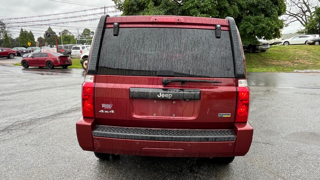2007 Jeep Commander Image 8