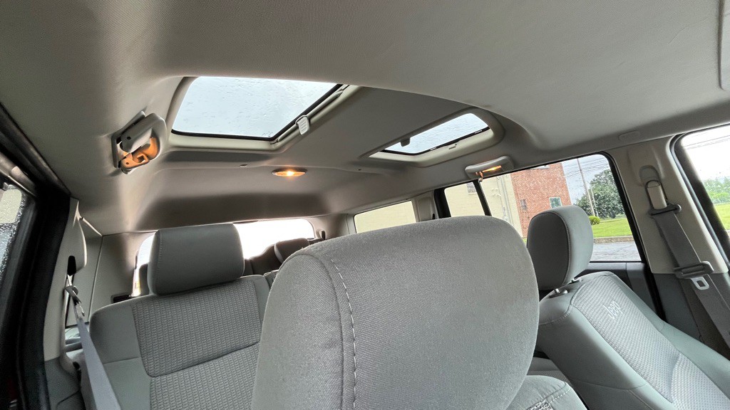 2007 Jeep Commander Image 22