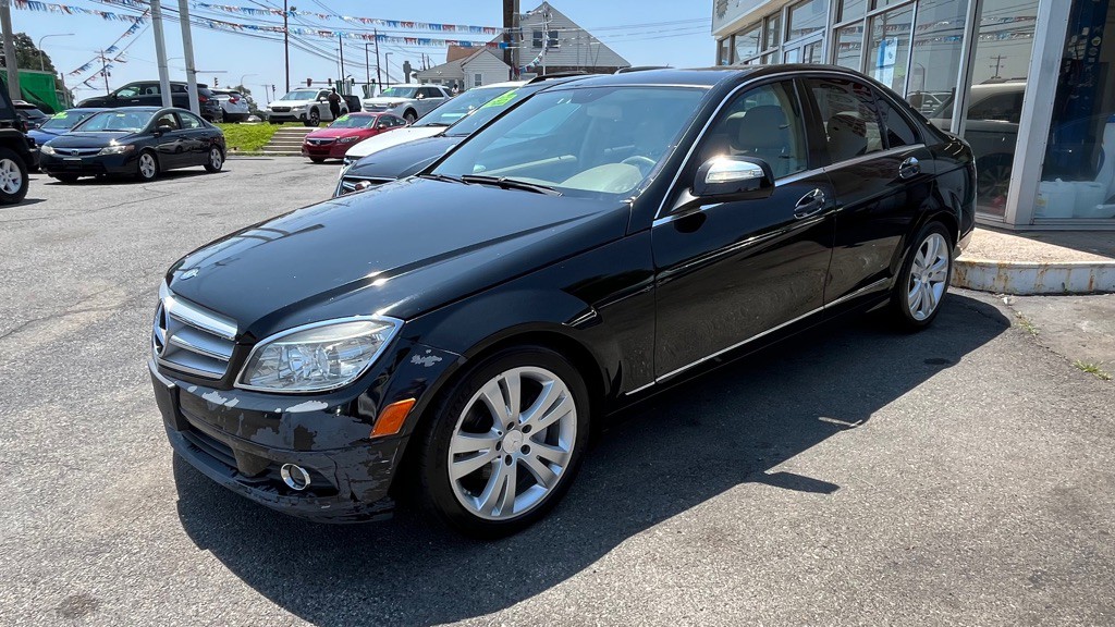 2008 Mercedes-Benz C-Class Image 3